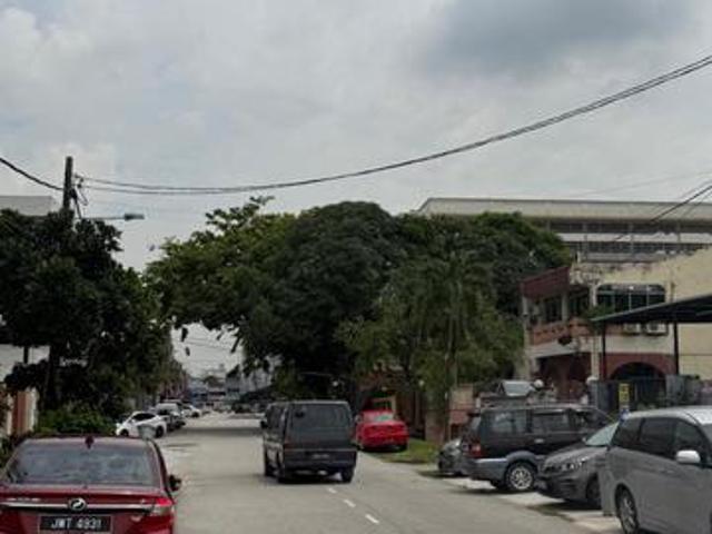 Taman Sentosa Jalan Sutera Double Storey Terrace House For Sales