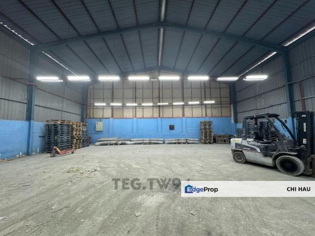 Taman Sentosa Klang Warehouse with Industrial Title for RENT