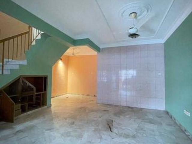 Taman Sentosa Taman Saga 2 Storey Terrace House for Sale at Klang