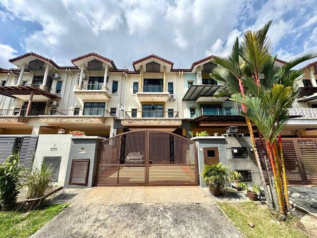 Taman Sentosa Villa Kajang 3 Storey Terrace House For Sale