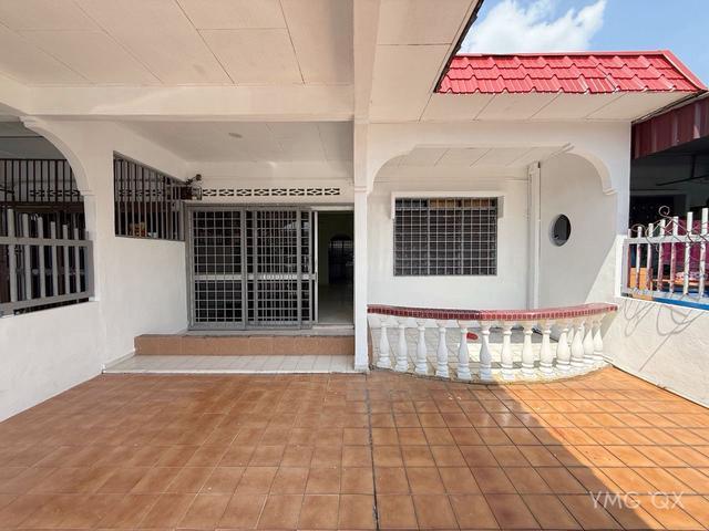 Taman Sentosa Yusuf Shahbudin 1 Storey Terrace House for Sale at Klang