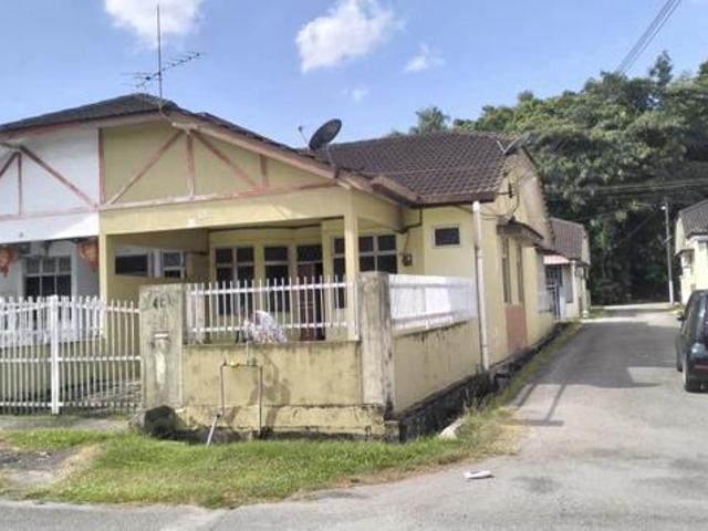 Taman Senai Utama Senai Single Storey End Lot