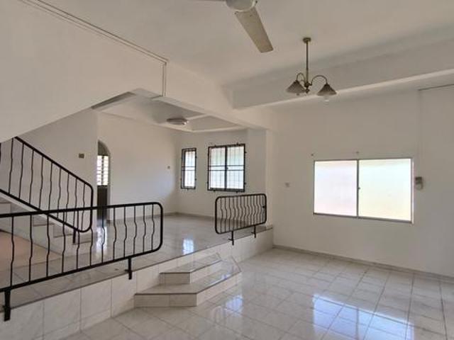 Taman Segamat Jaya Corner Lot Double Storey Terrace House
