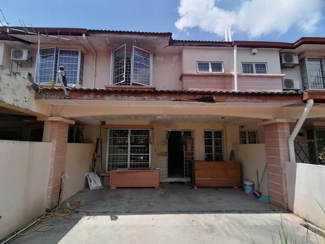 Taman Segar Perdana 2Storey House near Econsave Leisure Mall