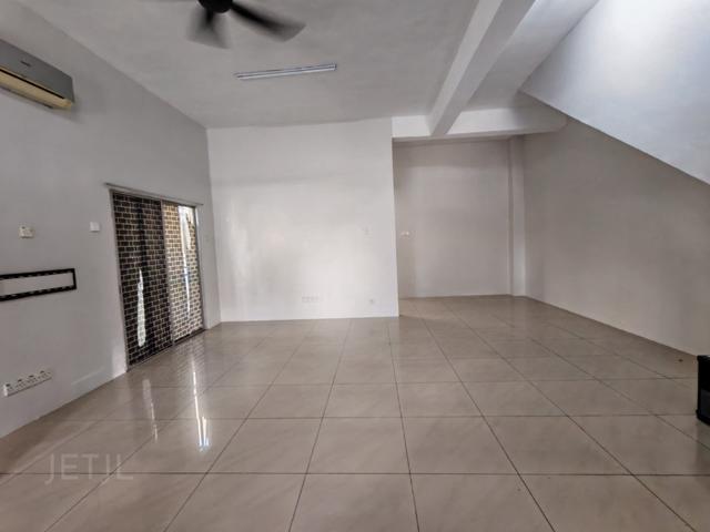 Taman Sejahtera Klang Double Storey SemiD House For Rent Tabletop Air