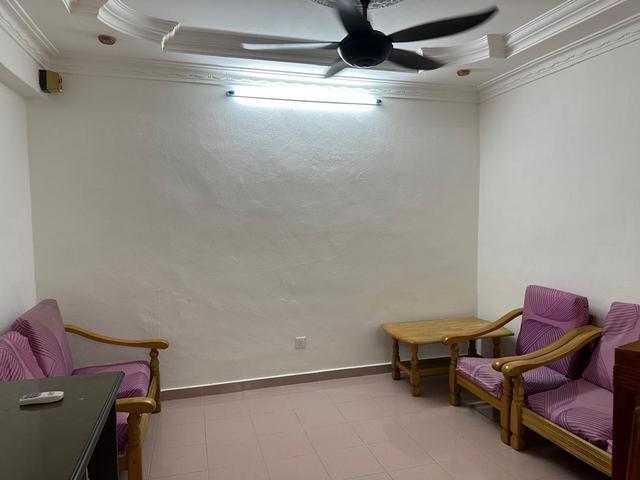 Taman Selatan Apartment For Sale Nearby Batu Lanchang Pasar
