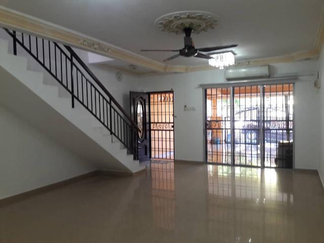 Taman Selayang Mulia 2 Storey For Sale Bumi Lot