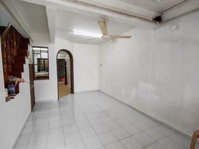 Taman Selesa Jaya DSTH Low Cost Skudai Renovated Full Loan