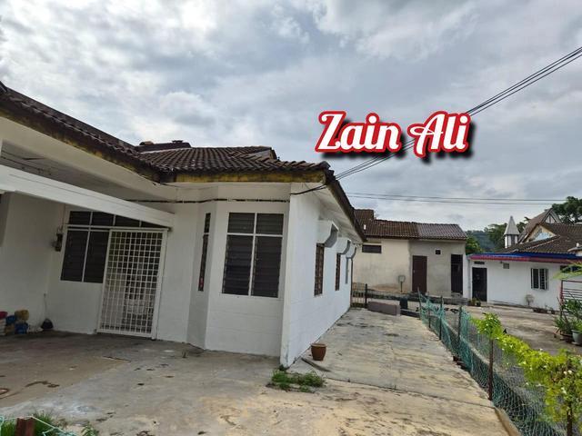 Taman Seruling Emas extra Tanah Luas