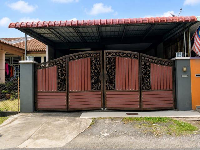 Taman Serai WangiOpen Facing and Fully RenovatedStrategik Area