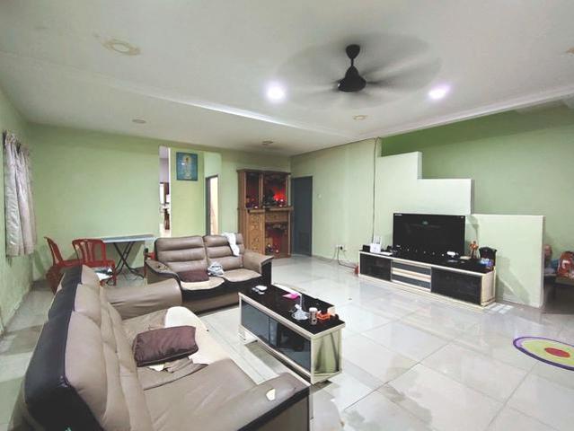 Taman Seraya Mantin Negeri Sembilan Double Storey Corner Lot