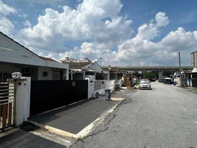Taman Serdang Raya 1 Storey House
