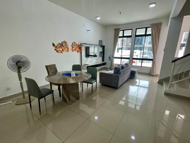 Taman Seri Austin 2 Storey Terrace House Seri Austin Dahlia