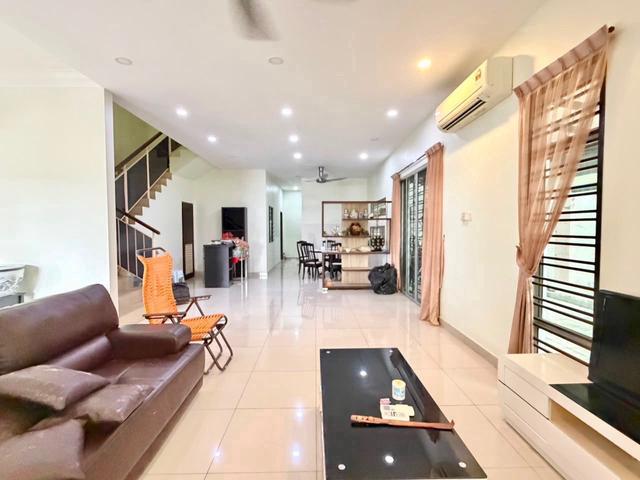 Taman Seri Austin Citrine Cluster 32x75 Below Market Renovated