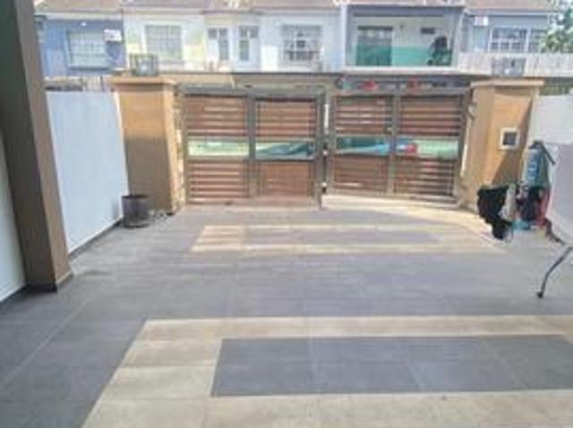 Taman Seri Austin Double Storey Terrace House 4bed Johor Bahru