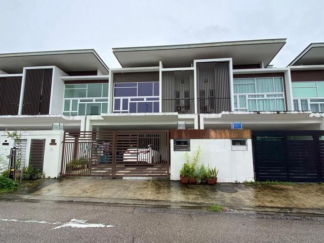 Taman Seri Austin Jade 2 Double Storey Superlink