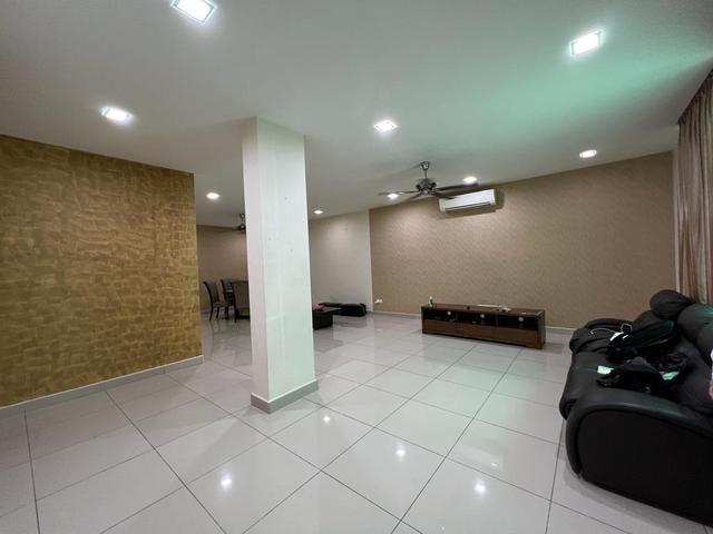 Taman Seri Austin Renovated Double Storey Terrance House