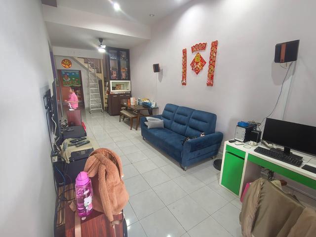 Taman Seri Austin Single Storey Terrace House with mezzanine floor