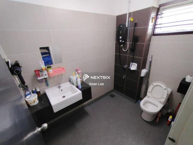 Taman Seri Austin Single Storey Terrace House with mezzanine floor