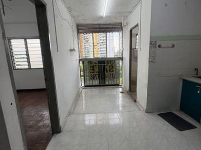 Taman Seri Damai IJM Jelutong 2BR Next to Lift