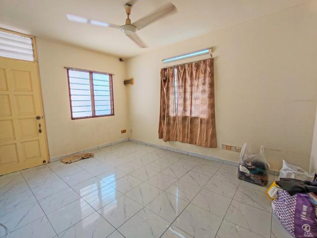 Taman Seri Damai 2 Rooms Corner Unit Batu Lanchang