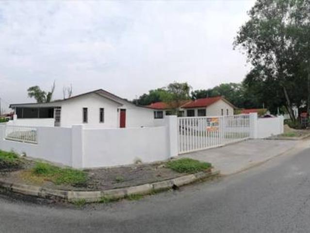 Taman Seri Gedong 1 Storey Terrace Corner For Sale