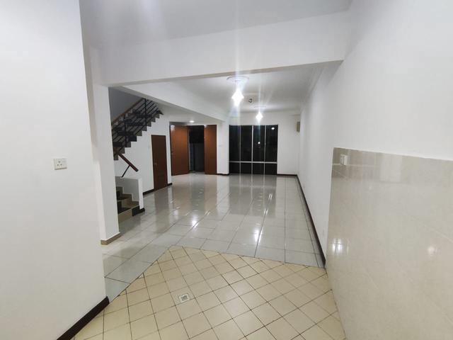 Taman Seri Kiansom Double Storey Terrace Inanam Menggatal