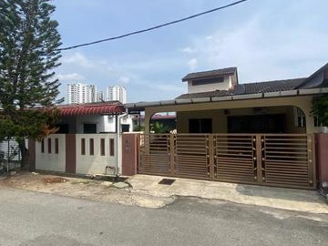 Taman seri kijang end lot Terrace house for sale