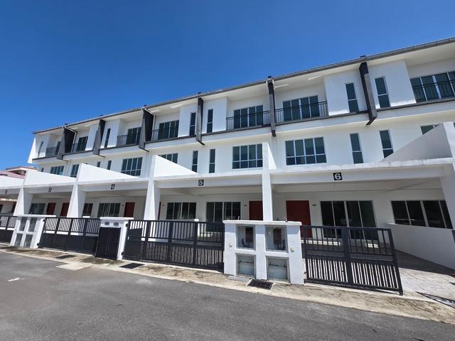 Taman Seri Sayang Spacious 3Storey Terrace Balik Pulau