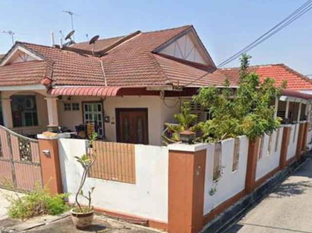 TAMAN SERI SERDANGCORNER LOT LUAS 2275 sqft BELOW MV 50K