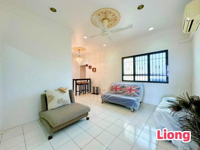 Taman Seri Setanggi near ciq fully furnished 4 rooms 1 carpark