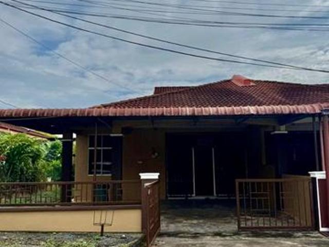 Taman Seri Wang Fasa 2 Arau Non bumi lot Freehold Tanah Luas