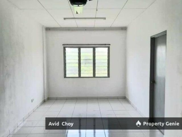 Taman Seroja, Tampoi, Medium Cost flat Level 4