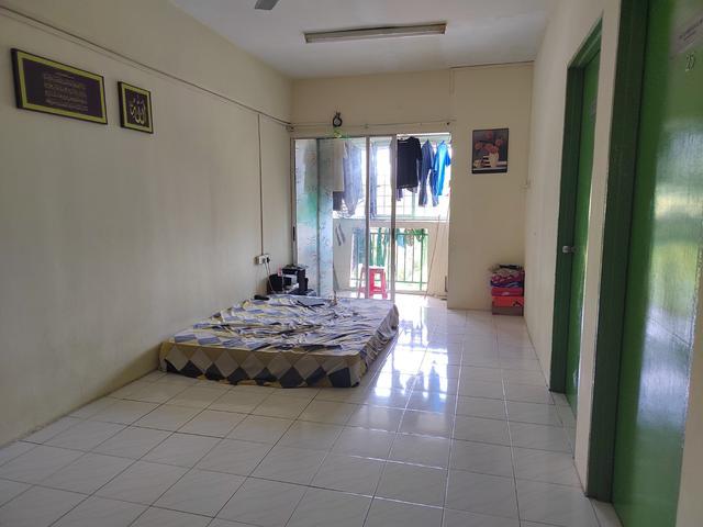 Taman Setia Balakong Apartment