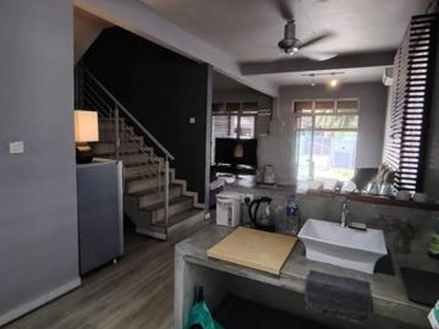 Taman Setia Indah 15 Storey Terrace Endlot House 2bed Johor Bahru