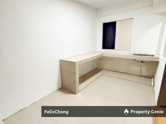 Taman Skudai Baru 1 Sty Terrace,Jalan Hang Kasturi,Skudai,Renovated