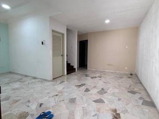 Taman Skudai Baru Double Storey Terrace House Renovate for Sale