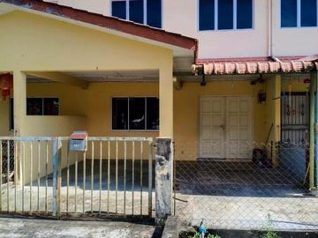 Taman Siniawan Double Storey Intermediate