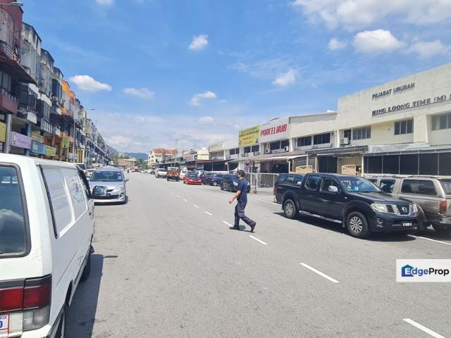 Taman Sri Batu Caves