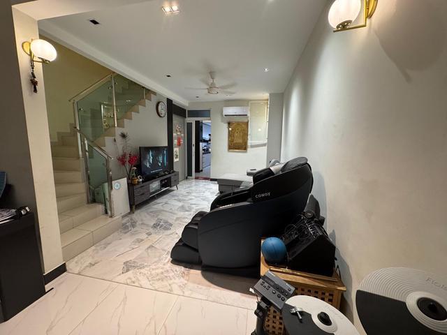 TAMAN SRI GOMBAK BATU CAVES DOUBLE STOREY FREEHOLD For SALE