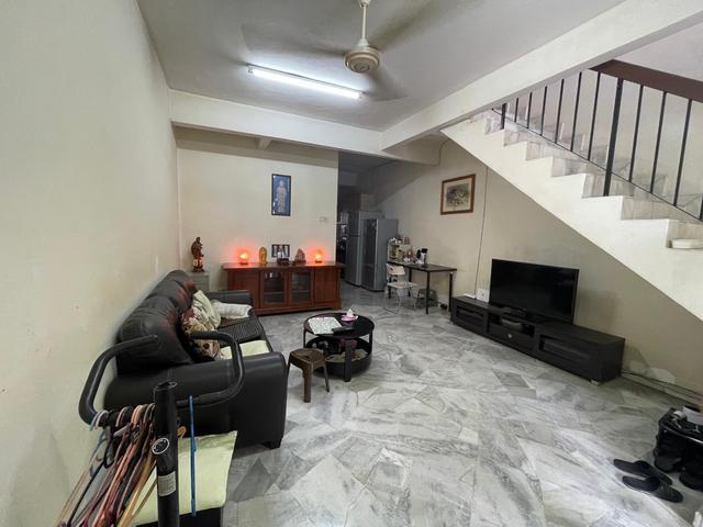 TAMAN SRI GOMBAK BATU CAVES DOUBLE STOREY FREEHOLD For SALE