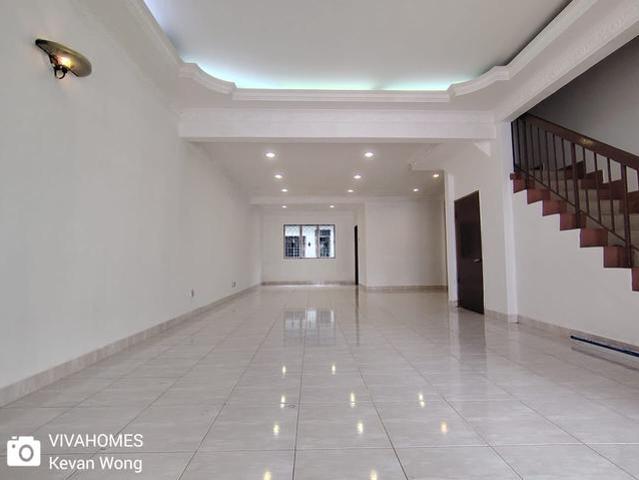 TAMAN SRI GOMBAK CORNER Landed Terrace House Rumah Teres Many Parking