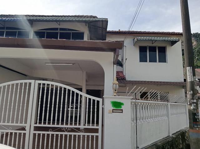 TAMAN SRI GOMBAK DOUBLE STOREY TERRACE HOUSE CORNER FREEHOLD For SALE