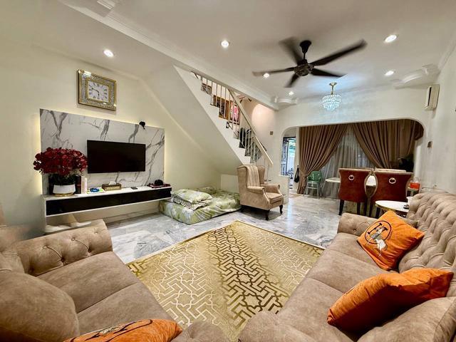 Taman Sri Gombak FULLY RENOVATED 2Storey FREEHOLD Batu Caves Selayang