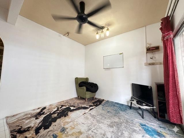 Taman Sri Gombak Fasa 10 Below Market Double Storey End Lot