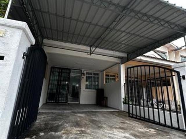 Taman Sri Kluang Double Storey House Full Furnished