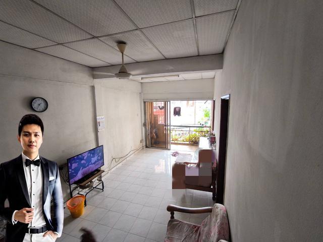 Taman sri Kuching Flat Below Market Value Best Buy Investment Stay