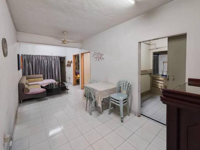 Taman Sri kuching shop apartment for sales LEVEL 2 LOW DOWNPAYMEN