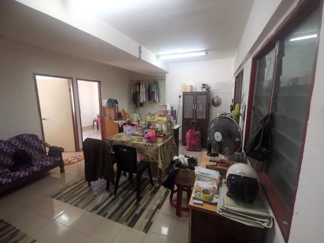 Taman Sri Idaman Low Floor At Farlim