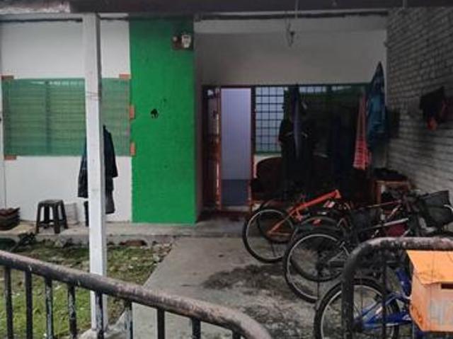 Taman Sri Serdang Seri Kembangan Rumah Teres Setingkat untuk Dijual